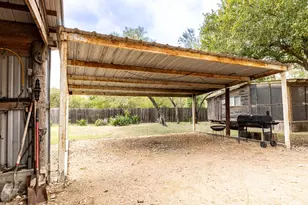 310 Union Hill Rd, Luling, TX 78648 - Photo 8