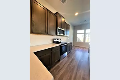 15110 Forum Avenue, Pflugerville, TX 78660 - Photo 10