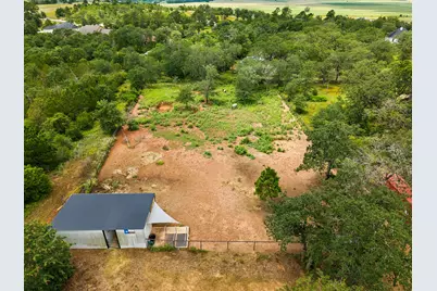 143 W Tanglebriar Court, Bastrop, TX 78602 - Photo 38