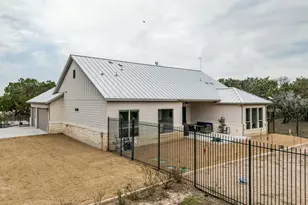 2140 Carpenter Loop, Burnet, TX 78611 - Photo 30