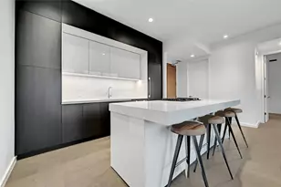 313 W 17th St, Austin, TX 78701 - Photo 8