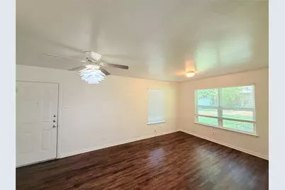 8701 Parkfield Drive, Austin, TX 78758 - Photo 6