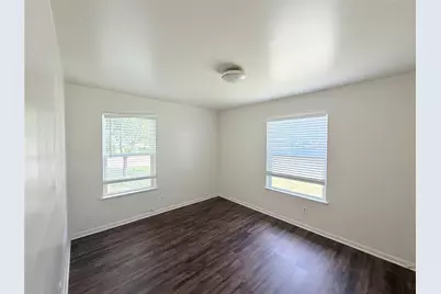 8701 Parkfield Drive, Austin, TX 78758 - Photo 14