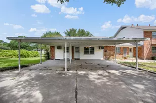 301 Cedar Cir, Brenham, TX 77833 - Photo 36