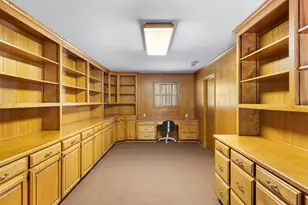 301 Cedar Cir, Brenham, TX 77833 - Photo 24