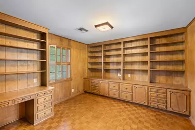 301 Cedar Circle, Brenham, TX 77833 - Photo 14