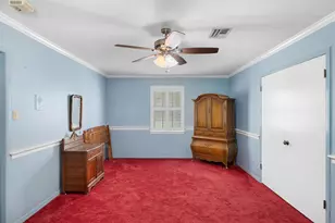 301 Cedar Cir, Brenham, TX 77833 - Photo 18
