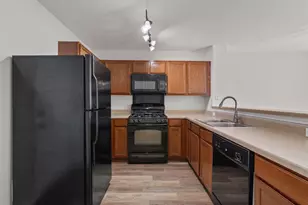 5825 Silver Screen Dr, Austin, TX 78747 - Photo 10