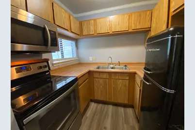 6211 Chesterfield Avenue #B, Austin, TX 78752 - Photo 8