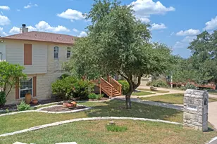 3702 Rock Terrace Dr, Lago Vista, TX 78645 - Photo 6