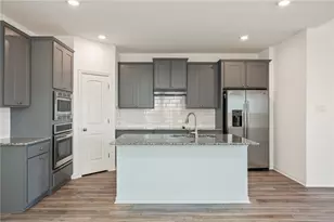 613 Silent Crk Cv, Georgetown, TX 78628 - Photo 6