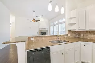13118 Lazy Ln, Willis, TX 77318 - Photo 12