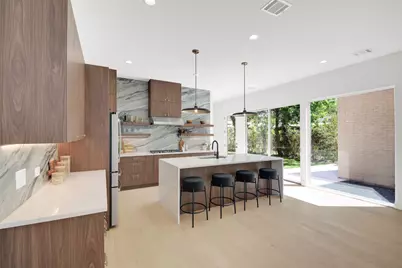 1310 Cullen Avenue, Austin, TX 78757 - Photo 10