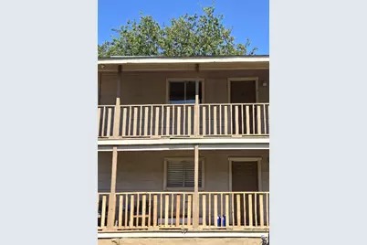 203 S Mitchell St Street #4, San Marcos, TX 78666 - Photo 2