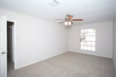 7901 Taranto Drive, Austin, TX 78729 - Photo 18