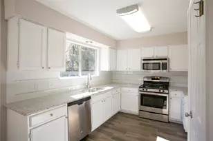 7901 Taranto Dr, Austin, TX 78729 - Photo 14