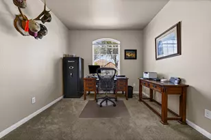 1205 Twin Estates Dr, Kyle, TX 78640 - Photo 14