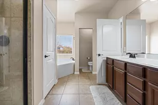 1205 Twin Estates Dr, Kyle, TX 78640 - Photo 12