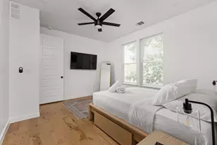 6205 Caddie St, Austin, TX 78741 - Photo 16