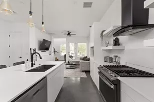 6205 Caddie St, Austin, TX 78741 - Photo 10
