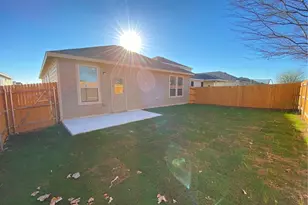 200 Kildeer Pass, Jarrell, TX 76537 - Photo 26