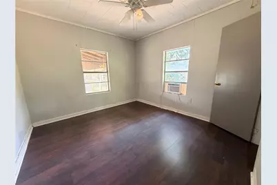 107 Franklin Street, Taylor, TX 76574 - Photo 14