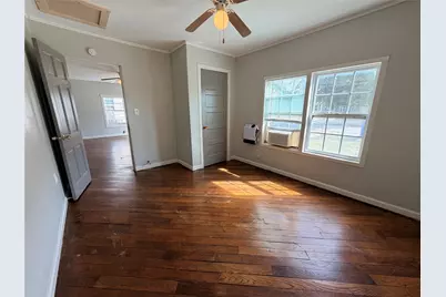 107 Franklin Street, Taylor, TX 76574 - Photo 10