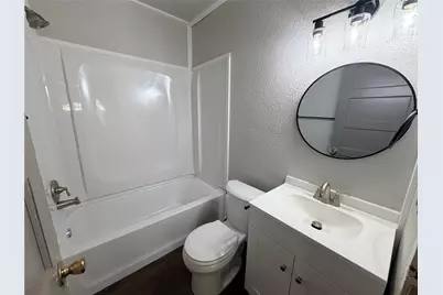 107 Franklin Street, Taylor, TX 76574 - Photo 12