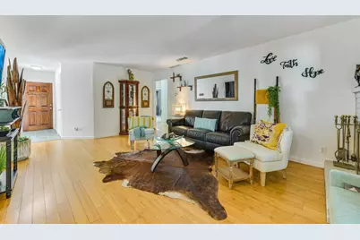 2201 Tallow Court, Austin, TX 78744 - Photo 4