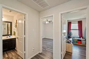 112 Pivot Dr, Taylor, TX 76574 - Photo 18