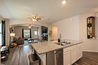 112 Pivot Drive, Taylor, TX 76574 - Photo 8