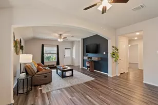 112 Pivot Dr, Taylor, TX 76574 - Photo 6