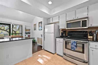 1821 Westlake Drive #109, Austin, TX 78746 - Photo 6