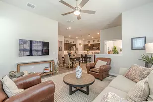 138 Harborside Dr, San Marcos, TX 78666 - Photo 8