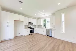 502 Tillery St, Austin, TX 78702 - Photo 4