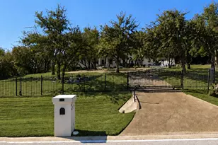 3735 Lost Creek Blvd, Austin, TX 78735 - Photo 2