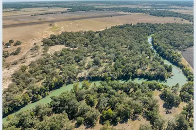 5201 US Highway 90A W, Gonzales, TX 78629 - Photo 6