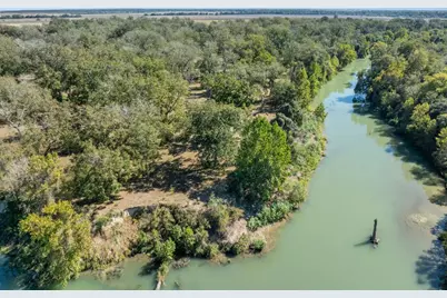 5201 US Highway 90A W, Gonzales, TX 78629 - Photo 4