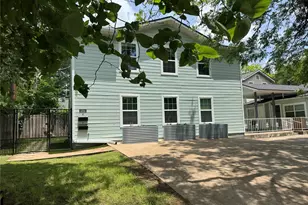 1604 W 40th St, Austin, TX 78756 - Photo 8