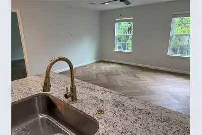 1604 W. 40th Street #b, Austin, TX 78756 - Photo 4