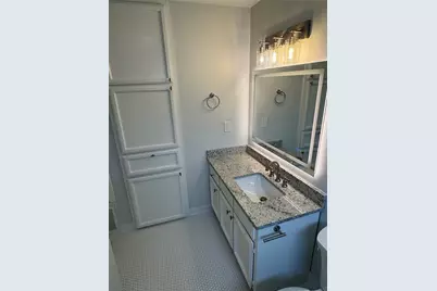 1604 W. 40th Street #b, Austin, TX 78756 - Photo 20