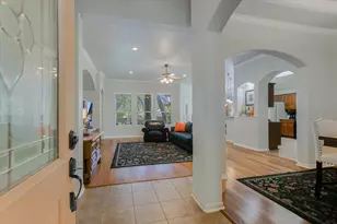 445 Manchester Ln, Austin, TX 78737 - Photo 4