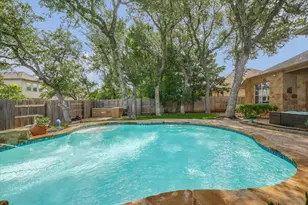 445 Manchester Ln, Austin, TX 78737 - Photo 2