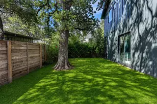 706 Valdez St, Austin, TX 78741 - Photo 6
