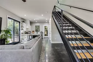 706 Valdez St, Austin, TX 78741 - Photo 8