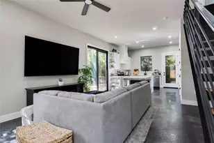 706 Valdez St, Austin, TX 78741 - Photo 8