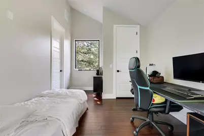 706 Valdez Street #2, Austin, TX 78741 - Photo 20