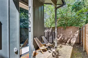 706 Valdez St, Austin, TX 78741 - Photo 30
