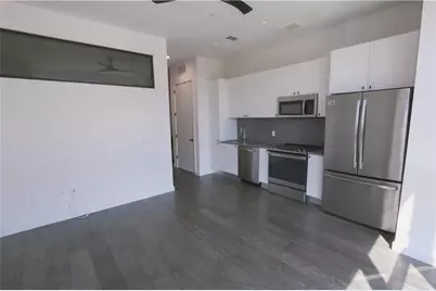 800 Embassy Drive #405, Austin, TX 78702 - Photo 2
