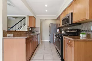 4011 Hillside Dr, Round Rock, TX 78681 - Photo 10
